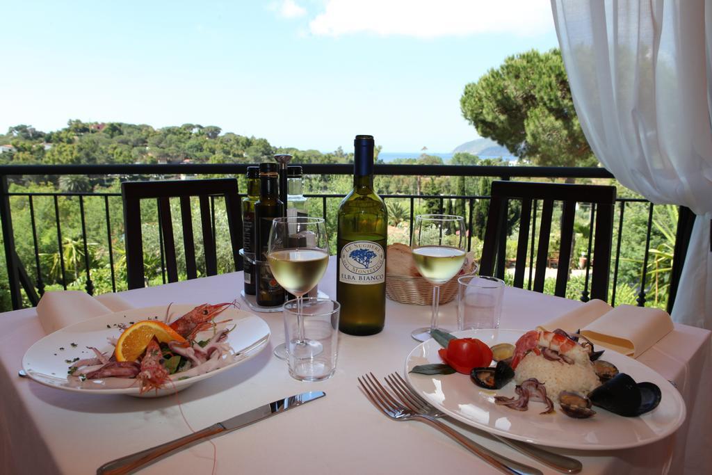 Hotel Villa Giulia Porto Azzurro Exterior foto